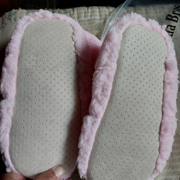 New* Ladies Pink Panda Bros Piggy Bootie Slipper Socks (M) - Picture 4 of 6